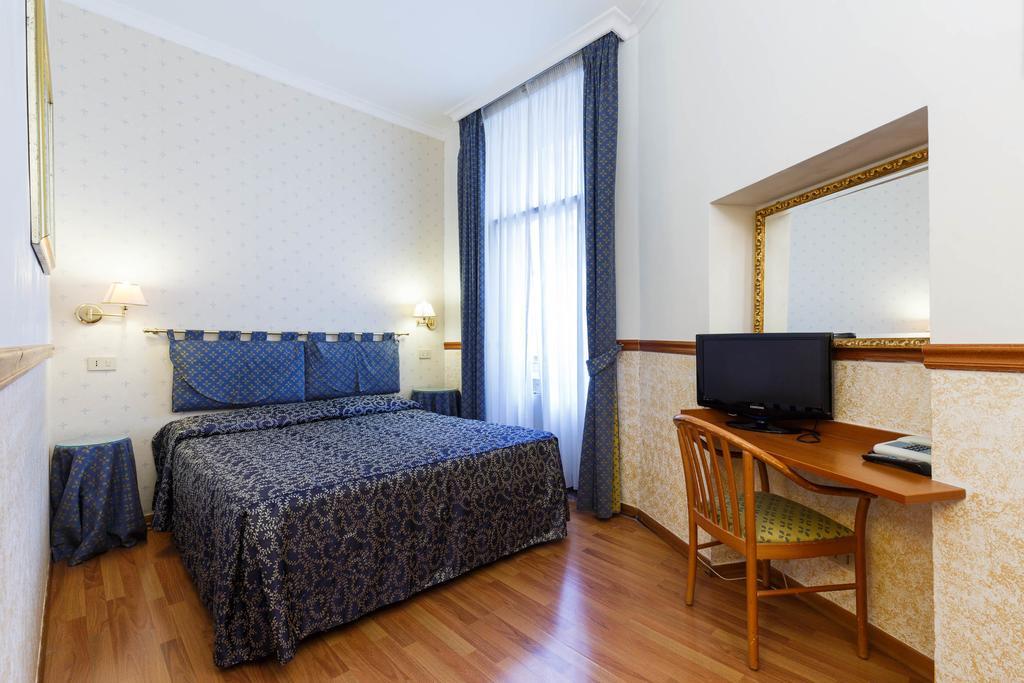Hotel Paris Rome Extérieur photo