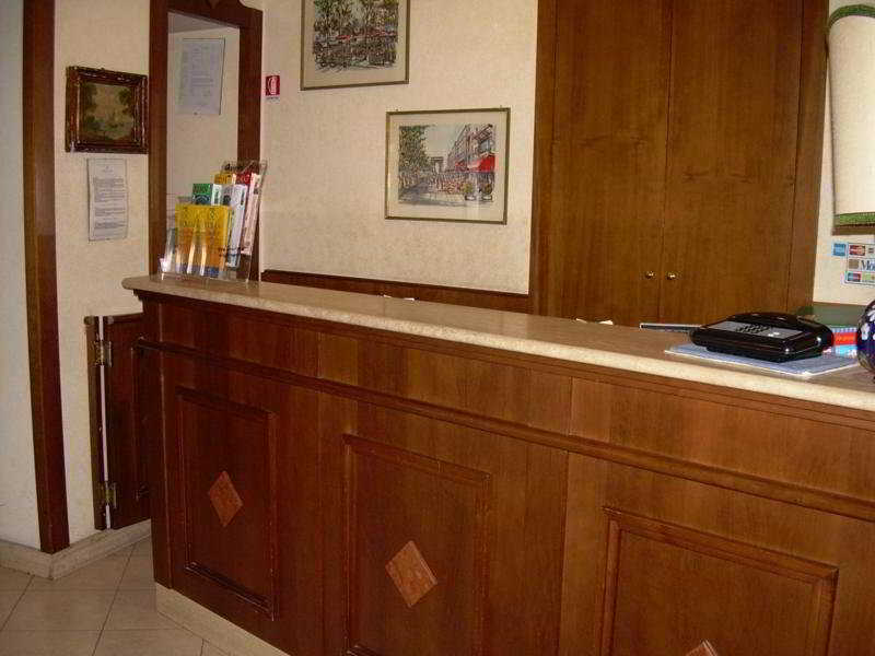 Hotel Paris Rome Extérieur photo